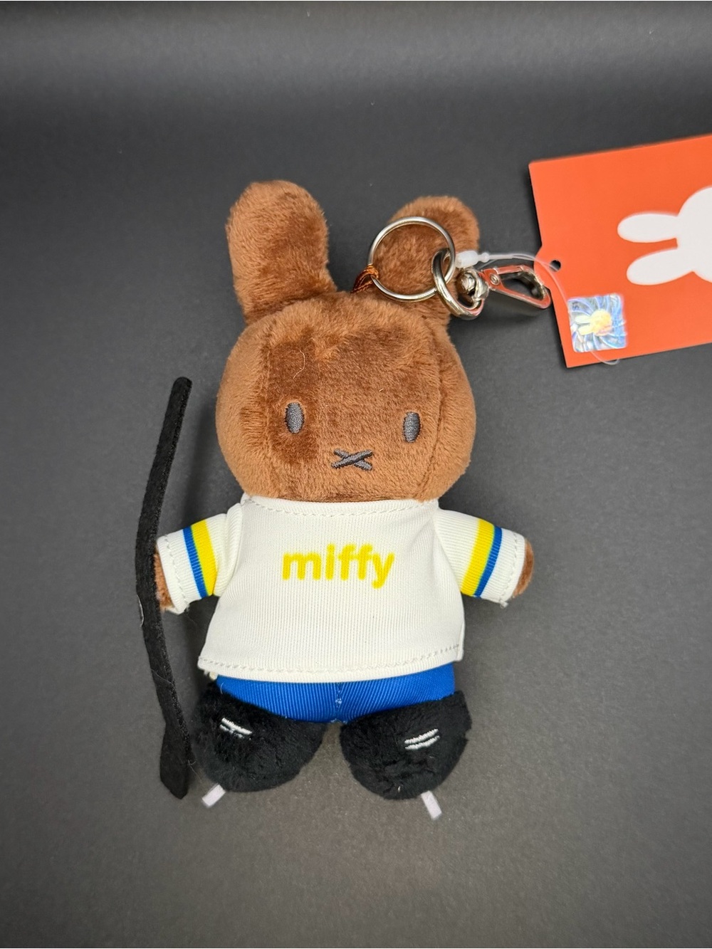 Korean Exclusive Melanie with ice hockey outfit Plush /keychain  MF87